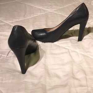 Franco Sarto Dark Blue 4” Pumps